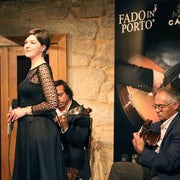 Porto: Cálem Cellar Tour, Fado Show & Wine Tasting