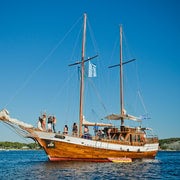 Athen: Agistri, Moni und Aegina Kreuzfahrt mit Mittagessen und Getränken