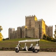 Recorridos turísticos en Tuk-Tuk eléctrico por Guimarães