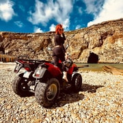 Von Malta aus: Ganztägige Gozo Quad Tour mit Mittagessen und Bootsfahrt