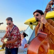 Barcelone : Croisière en catamaran de jour ou au coucher du soleil avec musique