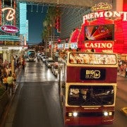 Las Vegas: Tour nocturno en autobús descapotable