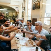 Bologna: tour gastronomico a piedi con una guida locale