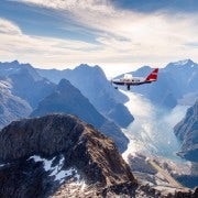 Desde Queenstown: excursión a Milford Sound en avión y barco