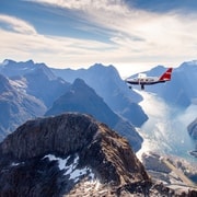 Ab Queenstown: Milford Sound - Tagestour per Flugzeug & Boot