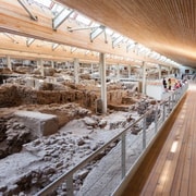 Visite en bus des fouilles archéologiques d'Akrotiri et de la plage rouge