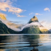 Queenstown: Kleingruppentour zum Milford Sound mit Kreuzfahrt