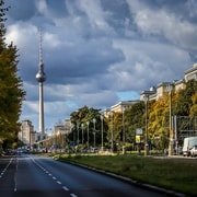 Berlin: Guided Walking Tour in English