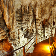 Kreta: Lasithi, Zeus-Höhle, Krasi und Olivenmühle Roadtrip