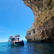 Albufeira: Coastline and Benagil Caves Tour by Catamaran