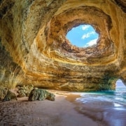 Portimão : Grottes de Benagil et observation des dauphins avec un biologiste