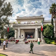Mexico City: Discover Los Pinos Residence Tour and Cablebus