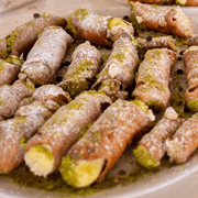 Taormina : Cours de cuisine Cannolo avec certificat de fin d'études
