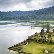 Bali: Munduk Waterfalls Trek, Twin Lakes and Temple Tour