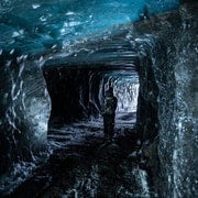 Da Gullfoss: Grotta di ghiaccio di Langjökull e tour in motoslitta