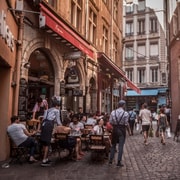 Lyon: Geführte Food Tour mit Verkostungen und Wein