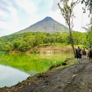 La Fortuna: Experiencia y Excursión Guiada a Caballo