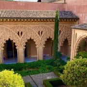 Zaragoza : Palacio de la Aljafería guided visit in Spanish