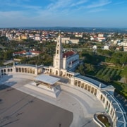 Fatima, Nazare e Obidos: Escursione di un'intera giornata e trasporto privato