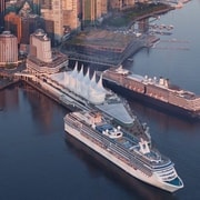Canada Place Cruise Ship Terminal zum Flughafen Vancouver/YVR