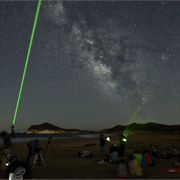 Minorca: osservazione delle stelle in spiaggia con il telescopio