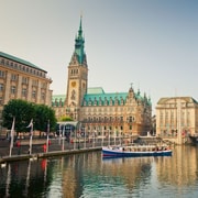 Hamburg: Old Town Highlights Private Walking Tour