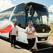Transfert en navette partagée - de l'aéroport de Nadi à l'hôtel Denarau (Fidji)