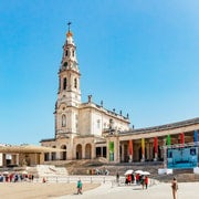 From Lisbon: Fatima, Obidos, Batalha and Nazaré Group Tour