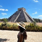 Cancún: Excursión de un día a Chichén Itzá, Cenote Ik Kil y Valladolid