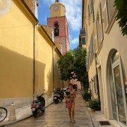 Saint Tropez : Private Walking tour with a Tropezienne guide