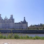 A partir de Tours : Visite d'une jounée guidée en E-Bike à Chambord