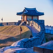 Seoul: Suwon Hwaseong Fortress & Korean Folk Village Tour