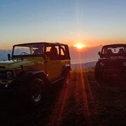 Monte Batur: tour in jeep all'alba e sorgenti termali naturali