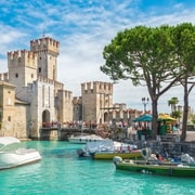 Da Milano: Verona, Sirmione e Lago di Garda con crociera in barca